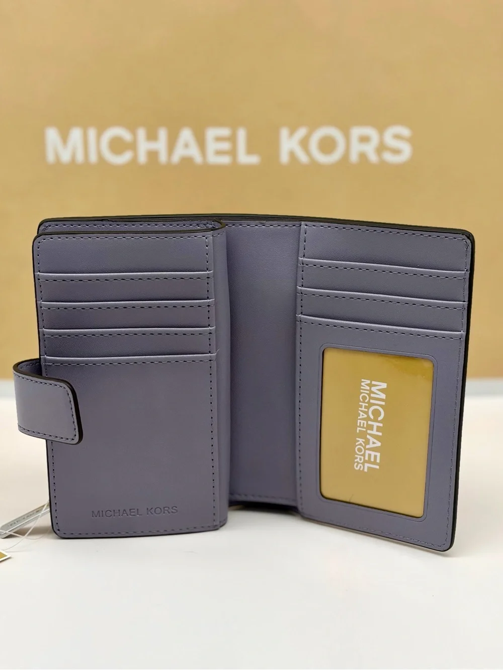 Michael Kors Jet Set Travel Med Signature Logo Central Zip Billfold Wallet Lilac